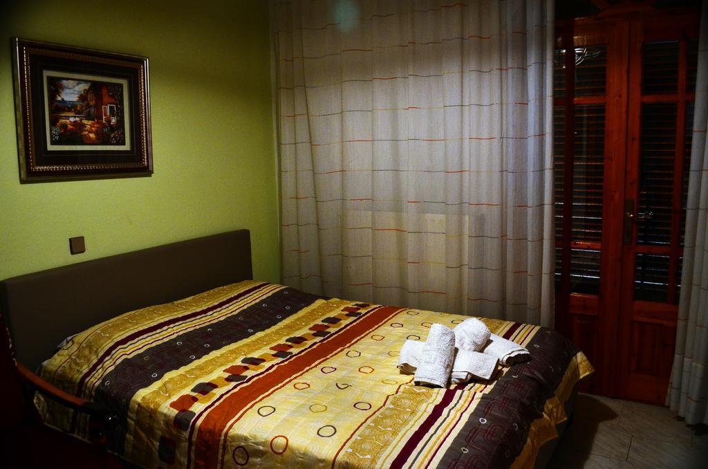 Amversa'S Rooms Skala Marion Exterior photo