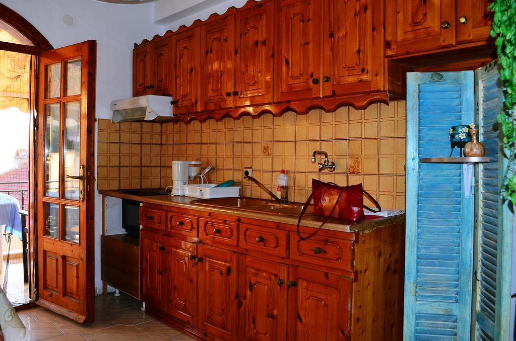 Amversa'S Rooms Skala Marion Exterior photo