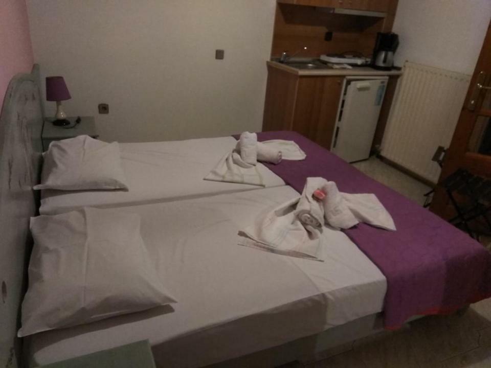 Amversa'S Rooms Skala Marion Exterior photo